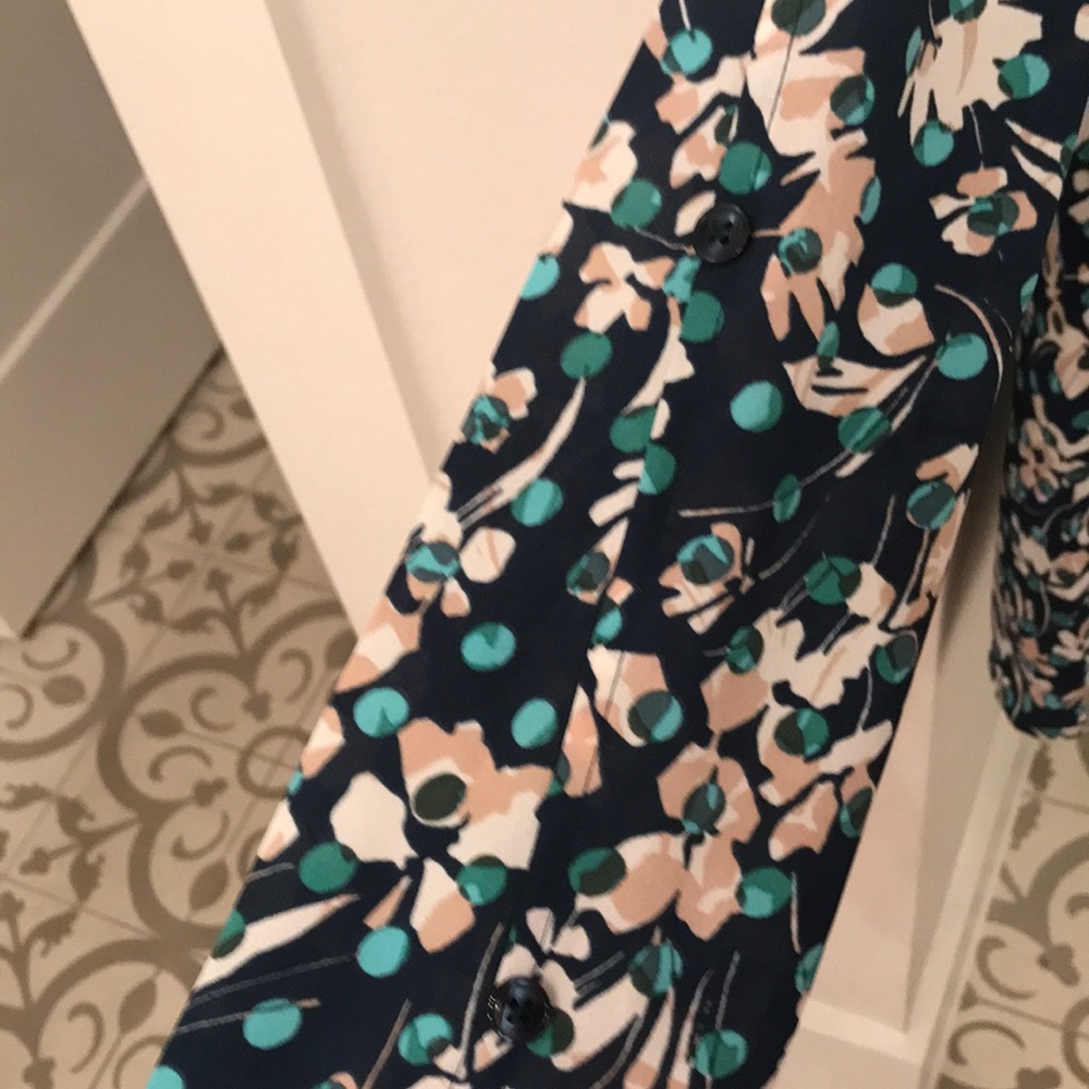 Floral blouse - Picture 3 of 3